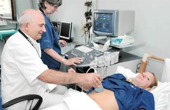 prof dr Mladen Prvulovi�, upravnik Centra za imid�ing dijagnostiku pri Institutu za onkologiju u Sremskoj Kamenici 