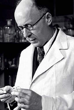 Lavoslav (Leopold) Ru�i�ka 